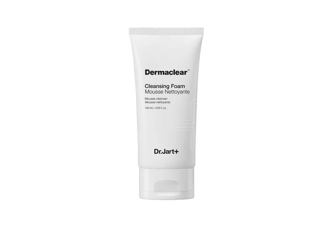 Мягкая пенка для умывания с био-водой Dermaclear Micro Foam Micro-Mousse Cleansing Foam