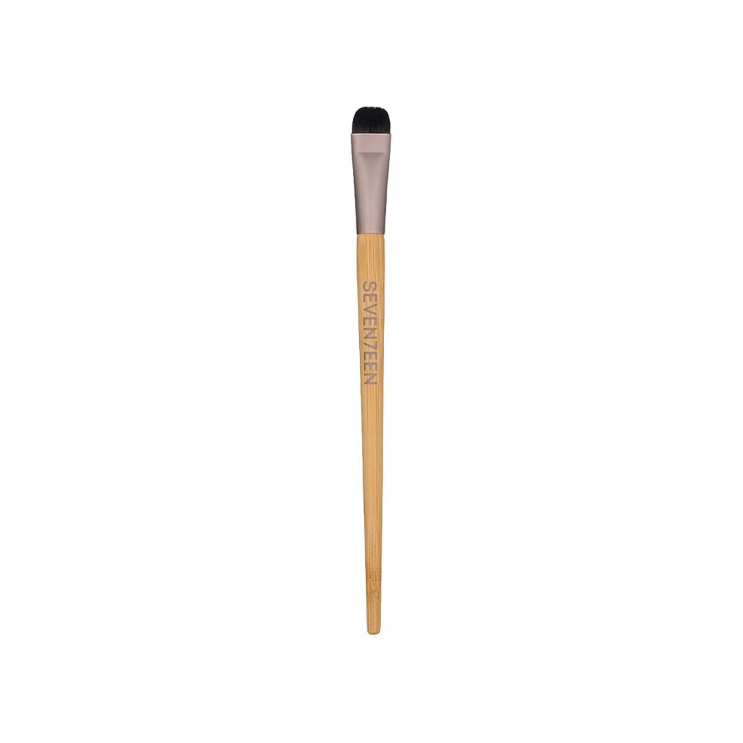 Кисть для теней многофункциональная Definition Brush Bamboo Handle